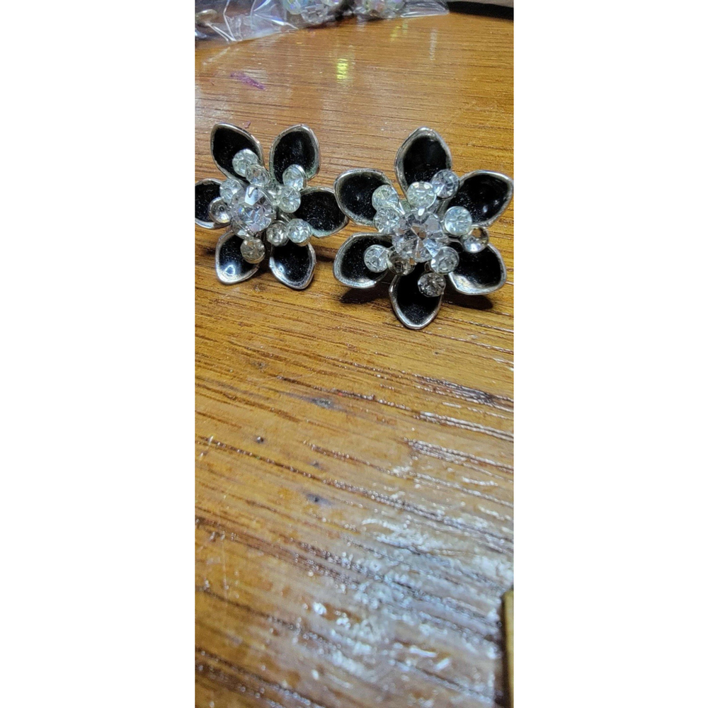 VTG Signed Coro Screw Back Earrings Black Enamel Rhinestone Mid Century‎ 50’s